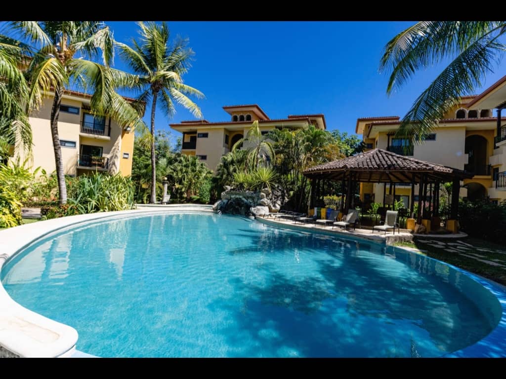 0702220620, The Oaks