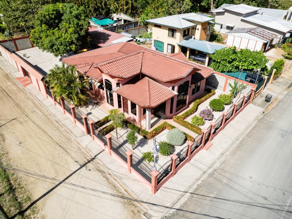 Casa Bosques Don Jose