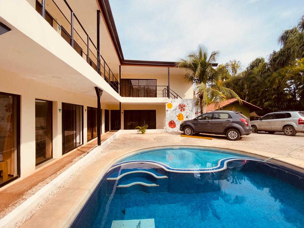 2205230905, Happy Bird Condos